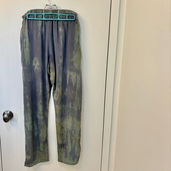 Uru Pants - URU Kristine St Rrik Silk Green Blue Tie-Dye Pull On Pencil Pants Medium